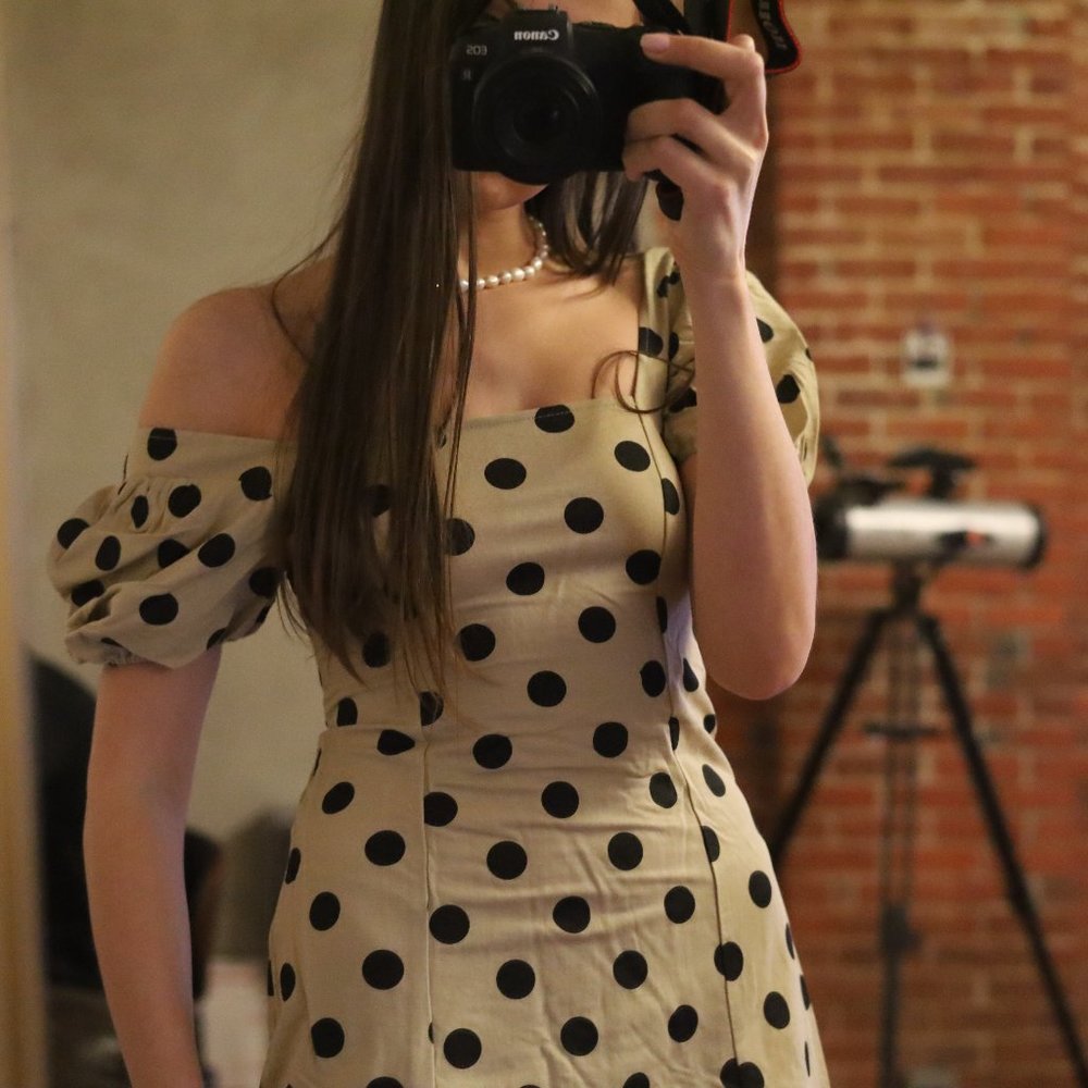 Mango mini dress 🍓 - Picture 2 of 7